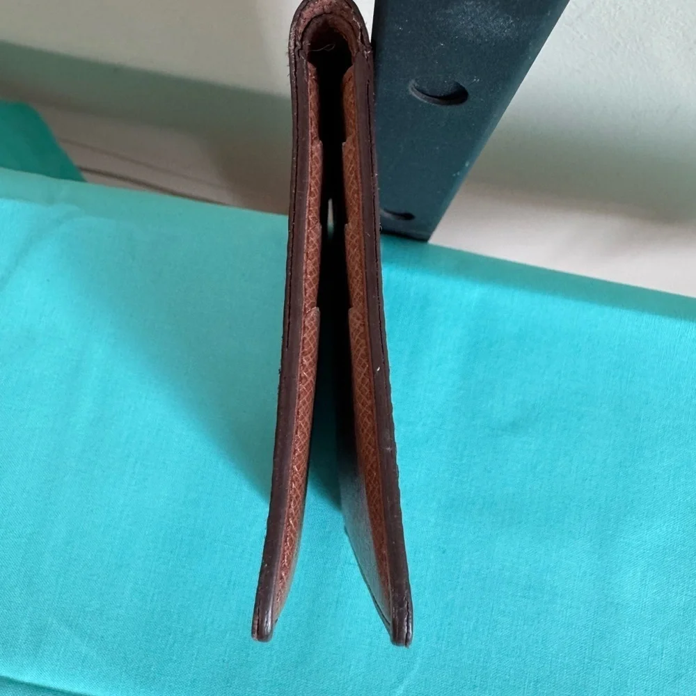 Louis Vuitton Cortes Credit Card Bifold Wallet